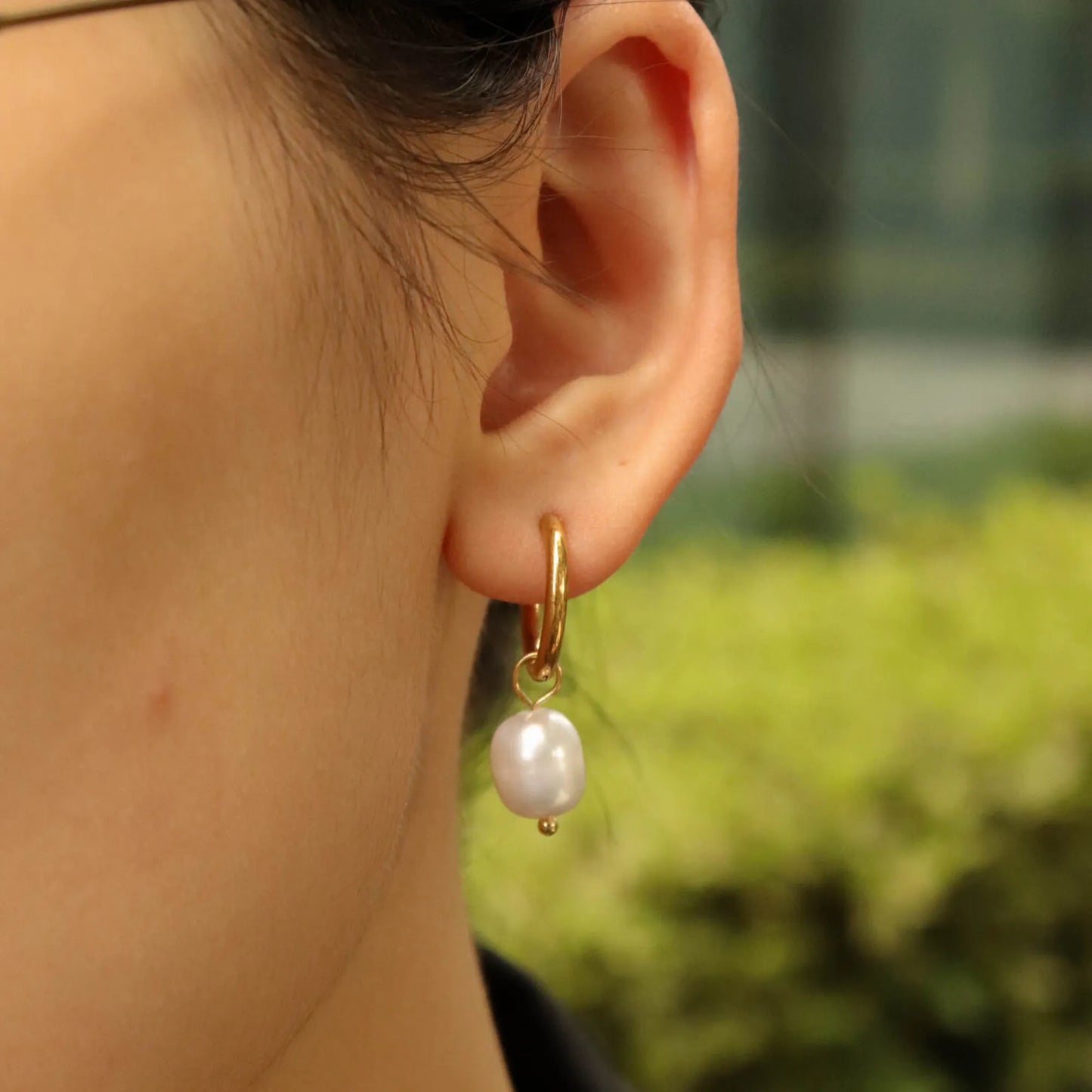 Ivy Twin Pearls Earrings